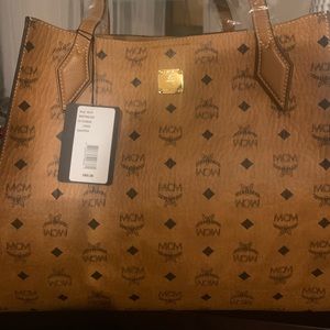 Mcm Cognac tote